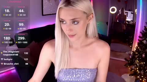 Loren Wood online show from January 17, 6:12 pm