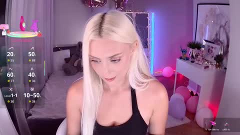 Snapshot of 7loren_wood7 chatting on December 19, 3:52 pm Loren Wood online show from December 19, 3:52 pm