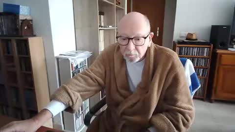  Papi  online show from November 30, 9:57 am