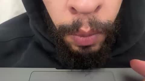 Nzodd online show from January 8, 1:30 am