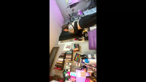 Snapshot of 88heygirlhey88 chatting on December 3, 4:31 am That girl online show from December 3, 4:31 am