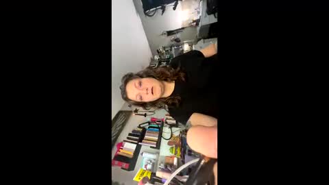 Snapshot of 88heygirlhey88 chatting on January 6, 7:34 am That girl online show from January 6, 7:34 am