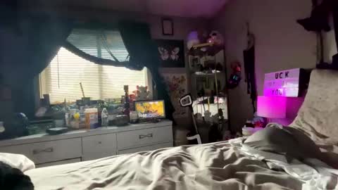 Snapshot of 88heygirlhey88 chatting on January 13, 6:57 pm That girl online show from January 13, 6:57 pm