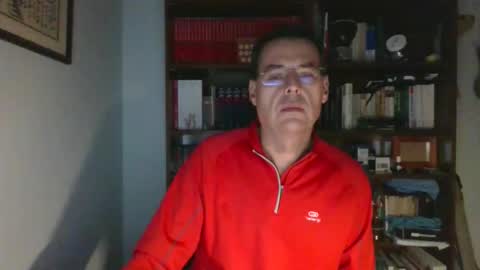 8age online show from December 4, 9:56 pm