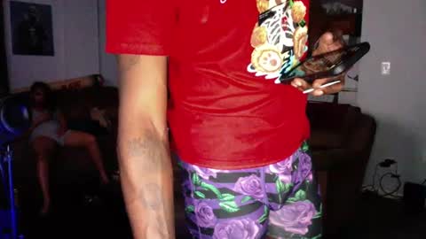 NoFaceNoCase online show from September 14, 10:42 pm