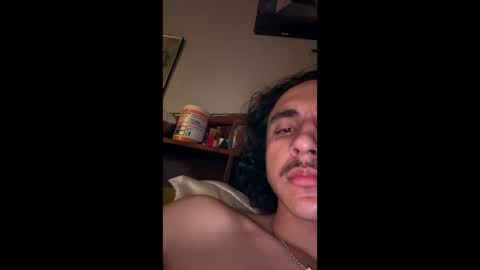 Snapshot of 8inchandres chatting on March 1, 10:17 am Andy online show from March 1, 10:17 am