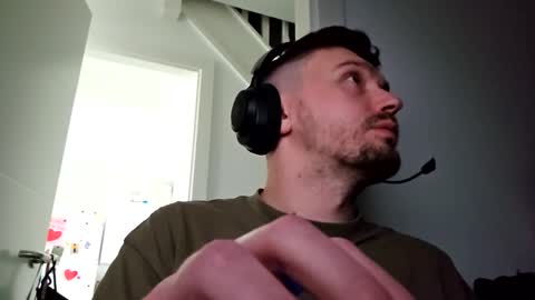 8inchdude93 online show from October 6, 10:34 am