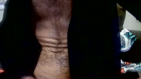 Snapshot of 90210screamer chatting on February 12, 8:49 am 90210screamer online show from February 12, 8:49 am