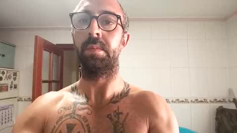 Snapshot of 90gonzalo chatting on September 9, 12:15 pm 90gonzalo online show from September 9, 12:15 pm