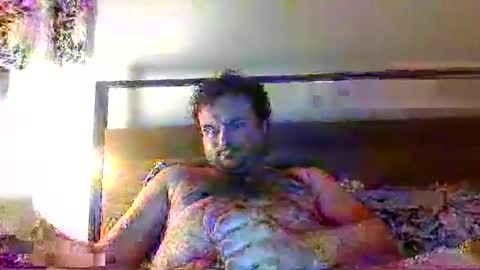 Snapshot of 95jam95 chatting on December 5, 11:16 am 95jam95 online show from December 5, 11:16 am