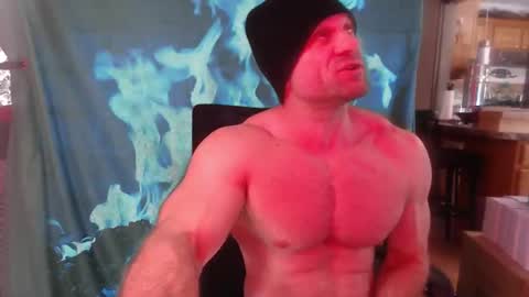 Snapshot of 9fat_inches chatting on March 21, 8:23 pm 9 fat inches online show from March 21, 8:23 pm