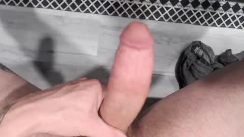 9inchbulll online show from February 12, 5:15 am