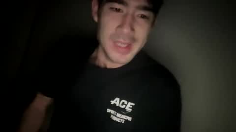 9thislandd online show from January 1, 7:53 pm