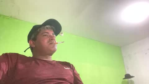 Snapshot of 9vinhocamshow chatting on March 30, 11:06 pm 9vinhocamshow online show from March 30, 11:06 pm