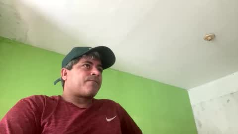 Snapshot of 9vinhocamshow chatting on April 6, 11:11 am 9vinhocamshow online show from April 6, 11:11 am