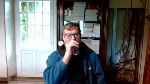 _123_voyeur_ online show from May 12, 12:02 pm