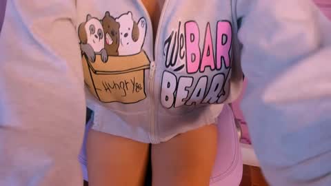 Alice  online show from October 16, 2:45 am