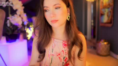 Sophia  online show from October 31, 4:13 am