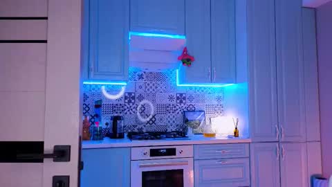 Willow online show from September 24, 9:18 pm