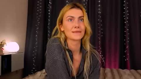 Willow online show from March 25, 9:10 pm