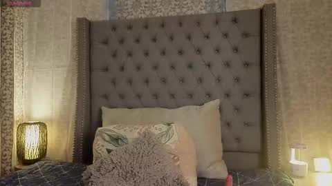 Snapshot of _abbyrouse_ chatting on December 5, 9:00 pm Abby online show from December 5, 9:00 pm