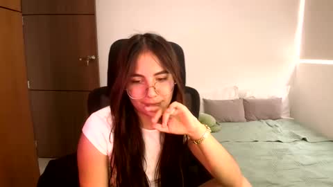 abby 3 online show from June 9, 4:18 pm