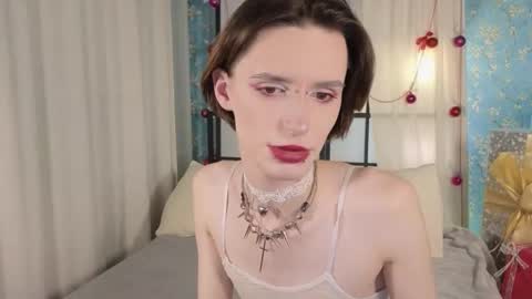 adrian online show from December 18, 12:22 pm