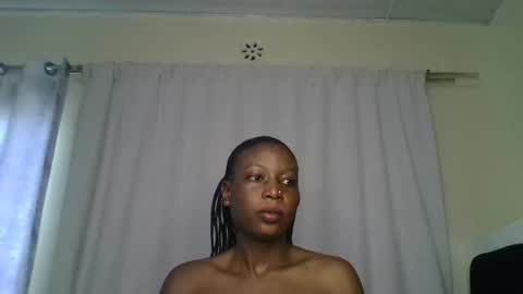 Snapshot of _africana4 chatting on April 3, 8:23 am africana4 online show from April 3, 8:23 am