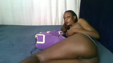 Snapshot of _africana4 chatting on April 21, 1:42 am africana4 online show from April 21, 1:42 am