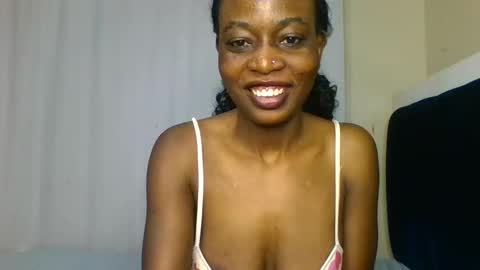 Snapshot of _africana4 chatting on May 16, 11:36 pm africana4 online show from May 16, 11:36 pm