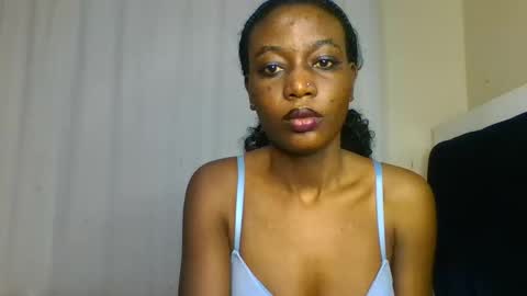 Snapshot of _africana4 chatting on May 17, 11:45 pm africana4 online show from May 17, 11:45 pm