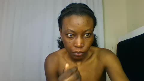 Snapshot of _africana4 chatting on May 18, 8:20 am africana4 online show from May 18, 8:20 am