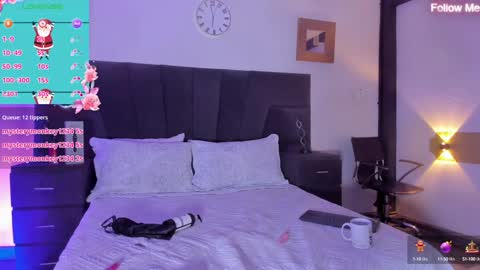 Agatha online show from December 18, 8:42 am