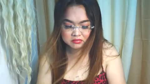 _airakim_ online show from October 24, 4:53 am