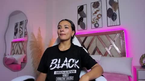  Akira  online show from November 19, 11:54 am