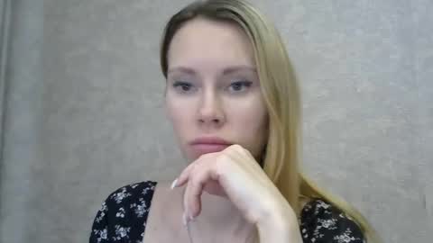 Snapshot of _alex1819 chatting on February 18, 7:15 am _alex1819 online show from February 18, 7:15 am