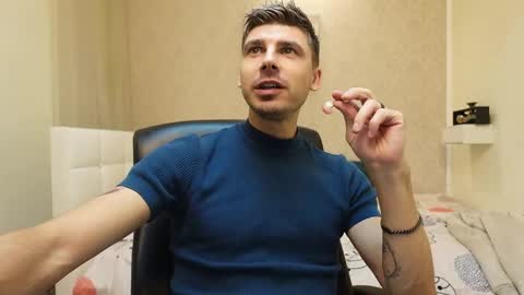 Alex online show from November 4, 1:05 am