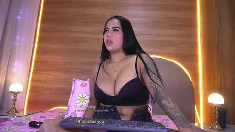 Snapshot of _alexaa_20 chatting on February 14, 12:13 pm Alexa online show from February 14, 12:13 pm