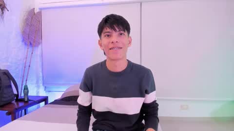 Snapshot of _alexandersawyer_ chatting on October 24, 4:20 am Alexander online show from October 24, 4:20 am