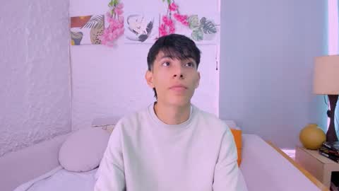 Snapshot of _alexandersawyer_ chatting on October 27, 12:09 pm Alexander online show from October 27, 12:09 pm