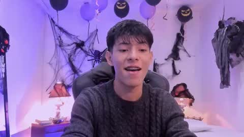 Snapshot of _alexandersawyer_ chatting on October 30, 12:17 pm Alexander online show from October 30, 12:17 pm