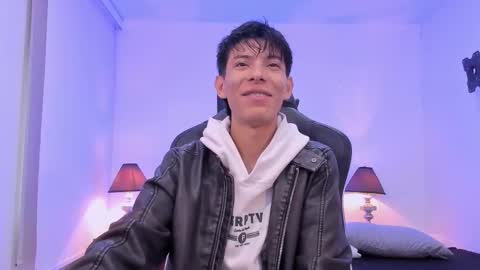 Snapshot of _alexandersawyer_ chatting on November 5, 12:16 pm Alexander online show from November 5, 12:16 pm