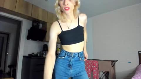 Gaylord online show from December 2, 9:36 am