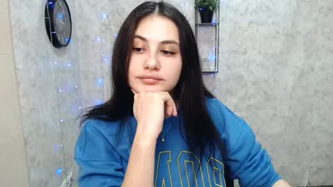 Snapshot of _alicecandy_ chatting on January 15, 4:21 pm Alice online show from January 15, 4:21 pm