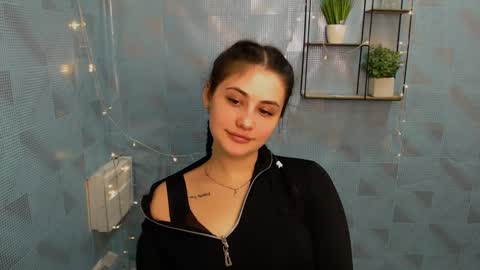 Snapshot of _alicecandy_ chatting on January 24, 1:36 pm Alice online show from January 24, 1:36 pm