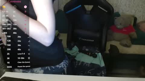 Snapshot of _alicecullen_ chatting on November 29, 2:53 pm AliceCullen online show from November 29, 2:53 pm