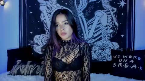 _alicesasha_ online show from November 23, 6:46 am