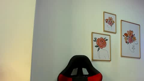 Snapshot of _aliice_1 chatting on December 17, 7:59 pm  Alice  online show from December 17, 7:59 pm