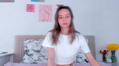 Alice online show from April 4, 7:50 am