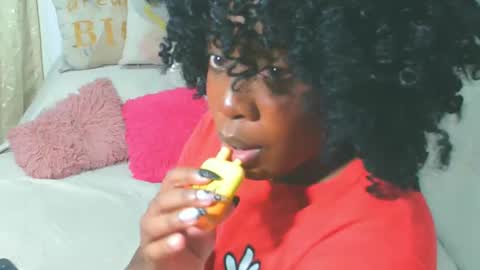 Snapshot of _amy_rojas_ chatting on October 4, 1:25 am ask me online show from October 4, 1:25 am